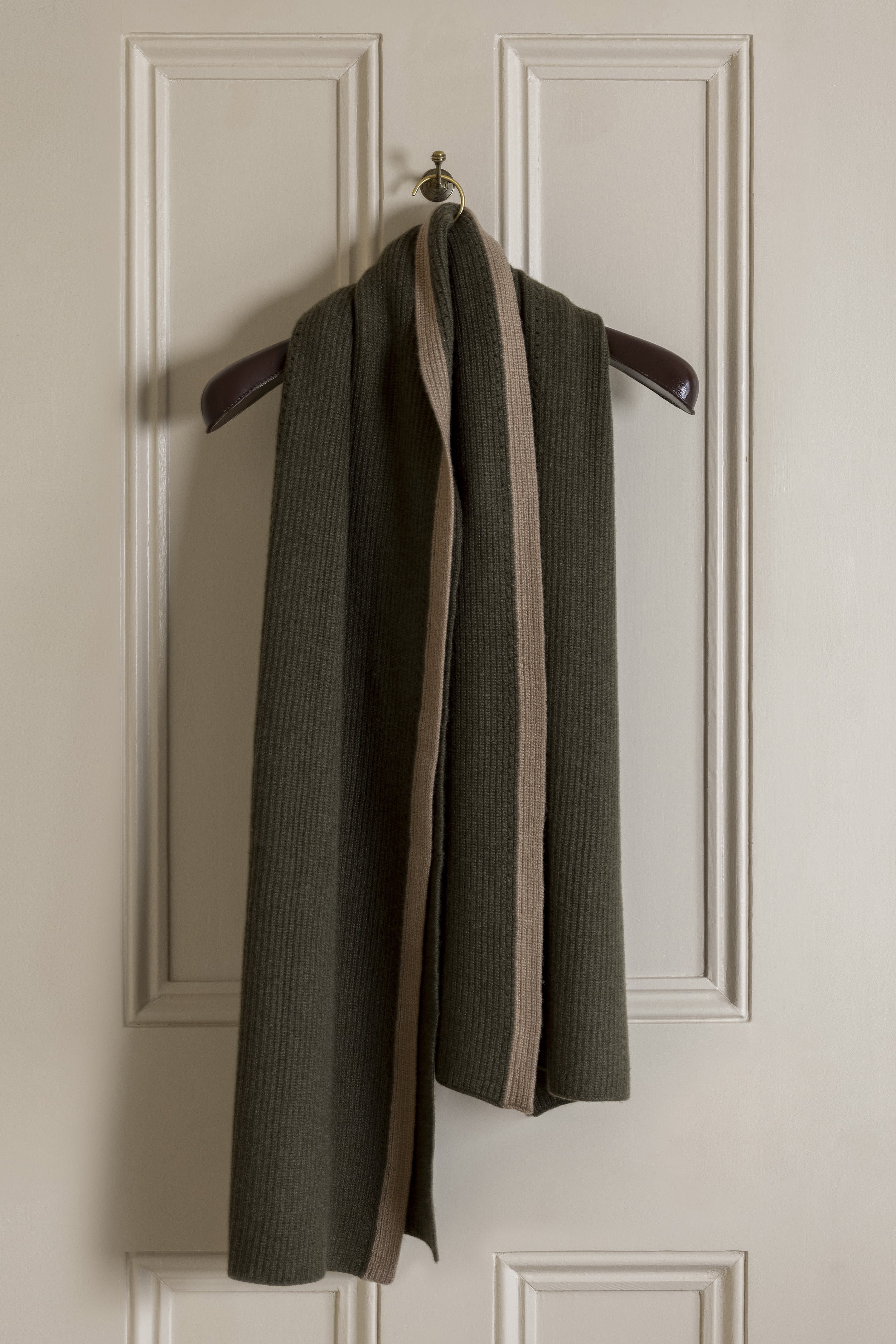 Hera Cashmere large scarf - Olive/Camel