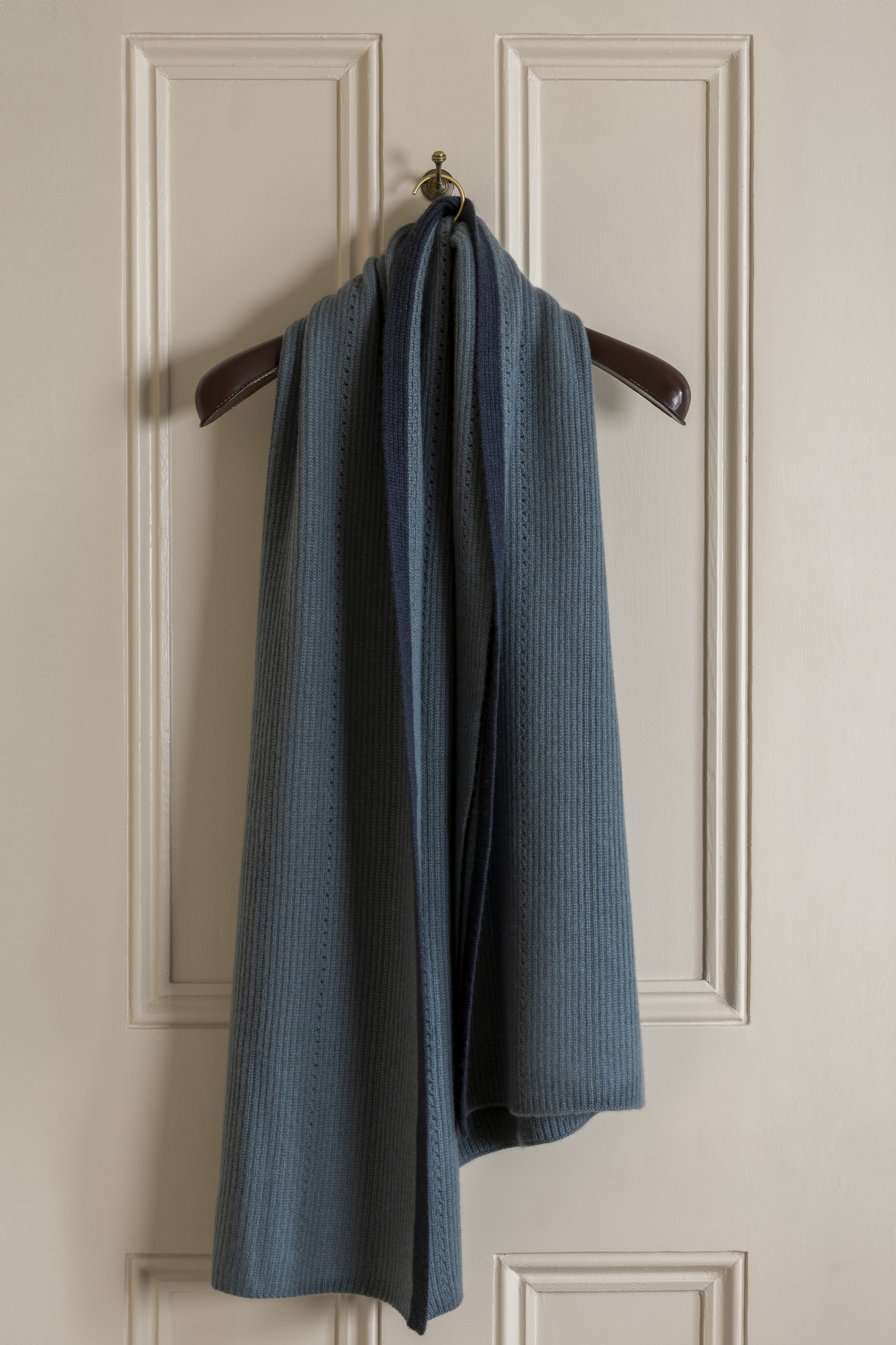 Hera Cashmere large scarf - Teal/Marine