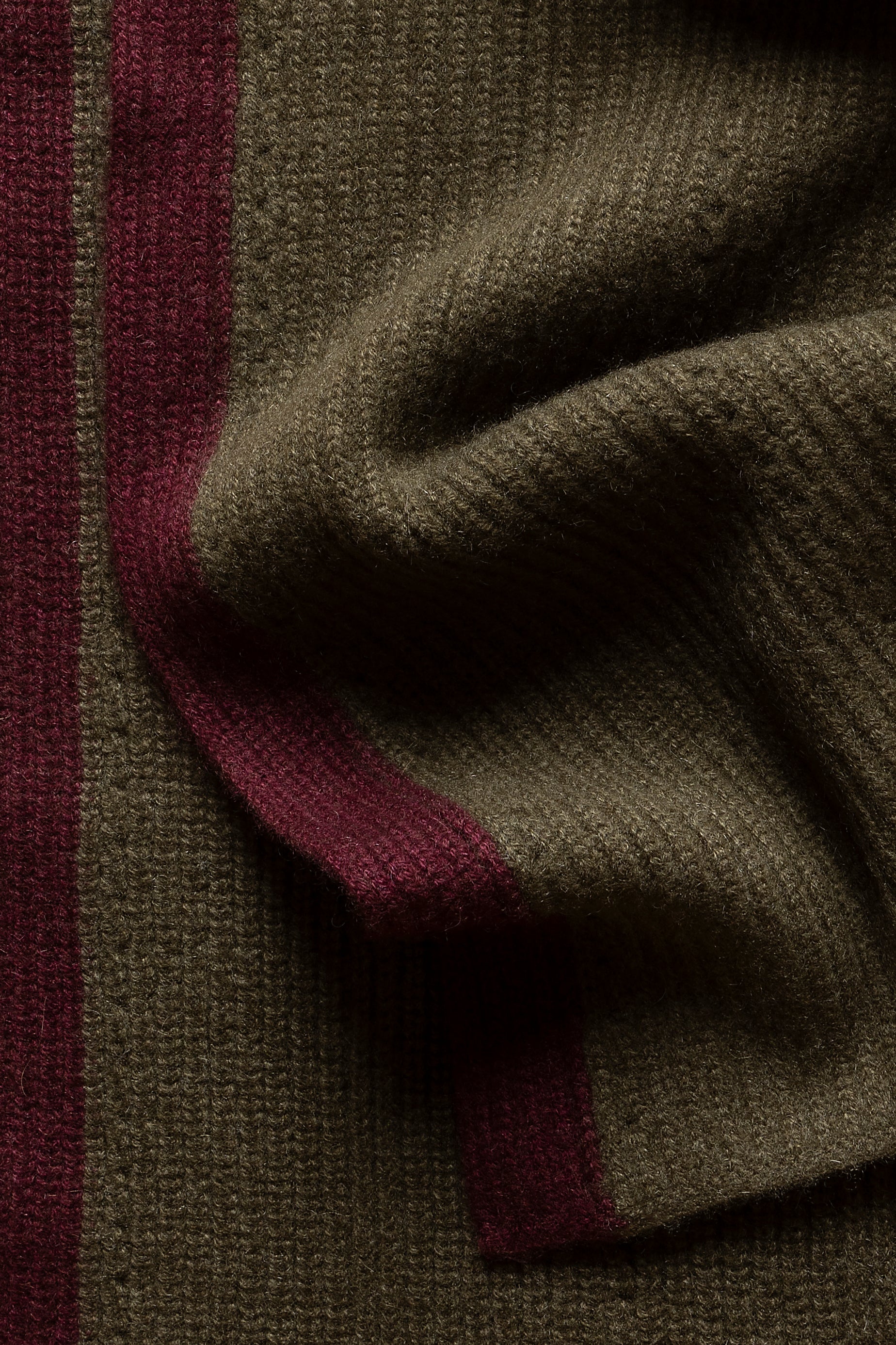 Hera Cashmere scarf - Olive/Burgundy