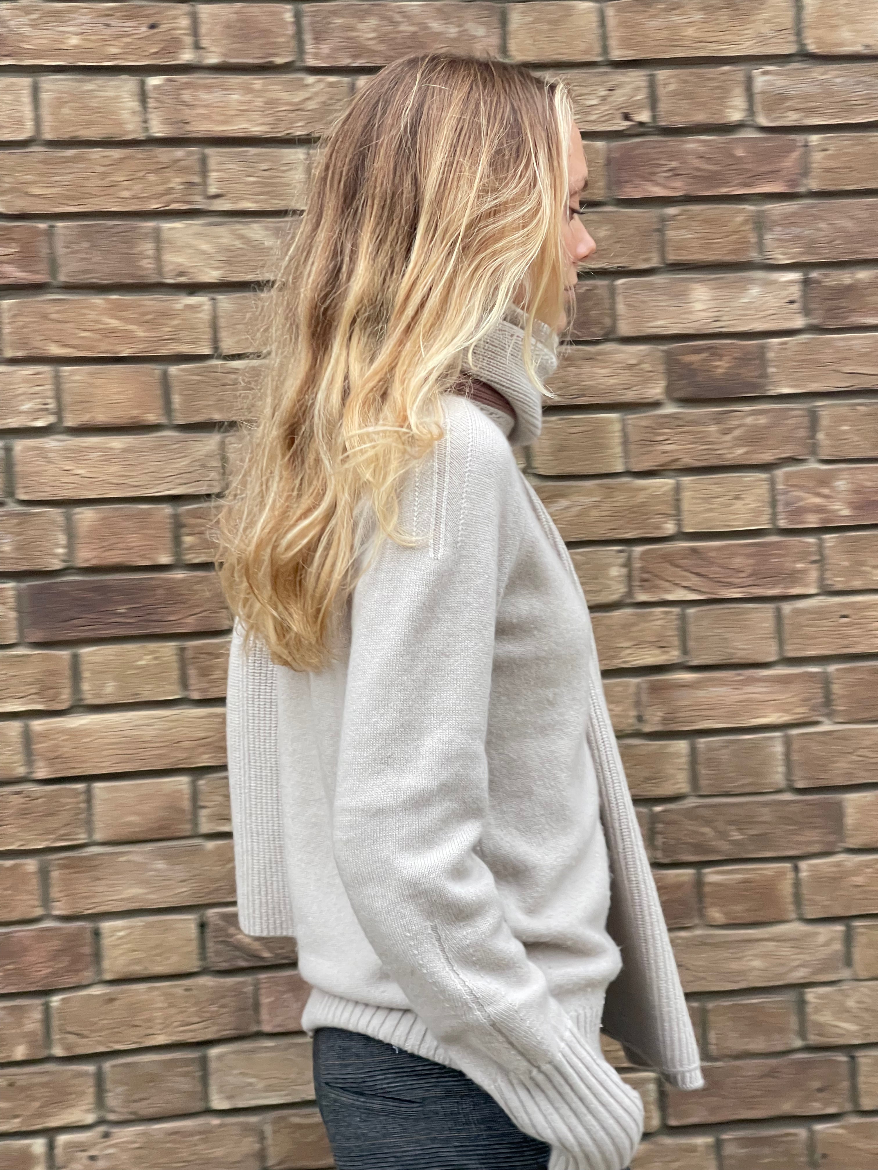 Grace Roll Neck - Natural